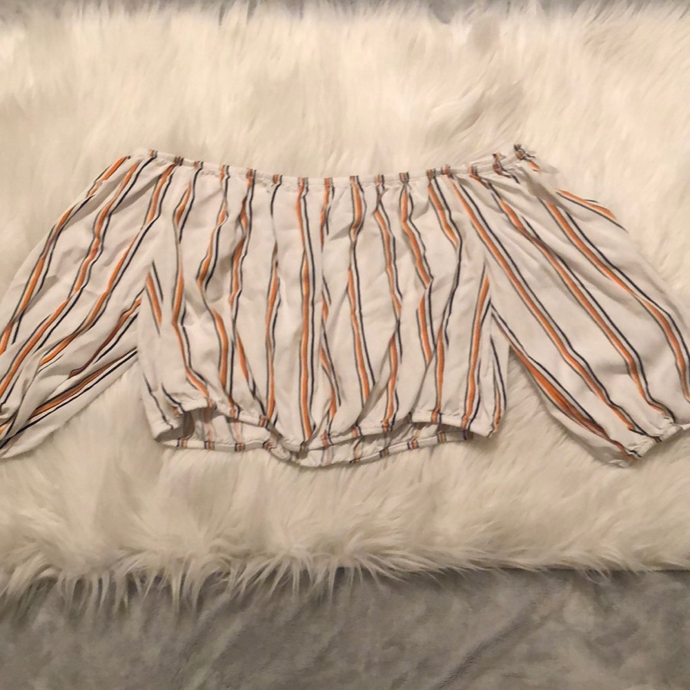 **SOLD** Cropped Blouse